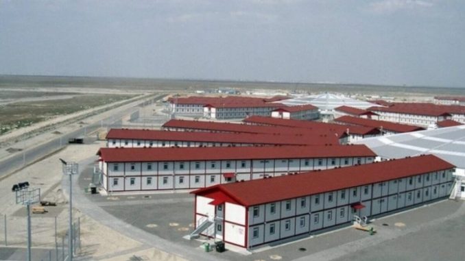 Теңіз кенішінде 30-дан астам адам тамақтан ұшынды
