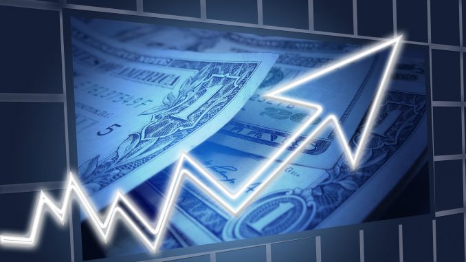 С 1 января этого года пенсия в Казахстане увеличилась на 5%