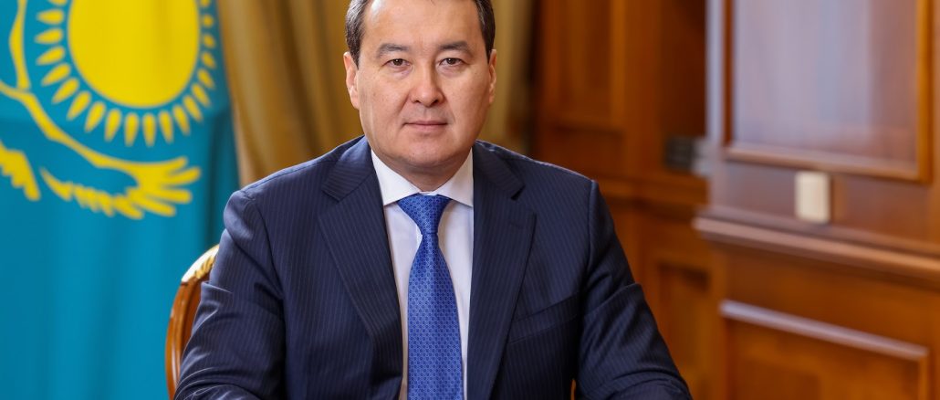 "Еуропаға қарағанда екі есе қымбат": Смайылов әуе билеттерінің бағасын сынады