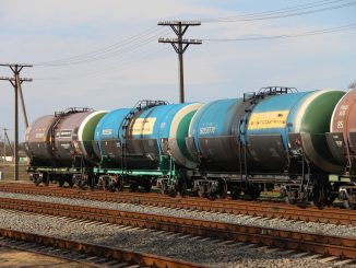 Российская нефть продолжит идти в Китай через Казахстан.